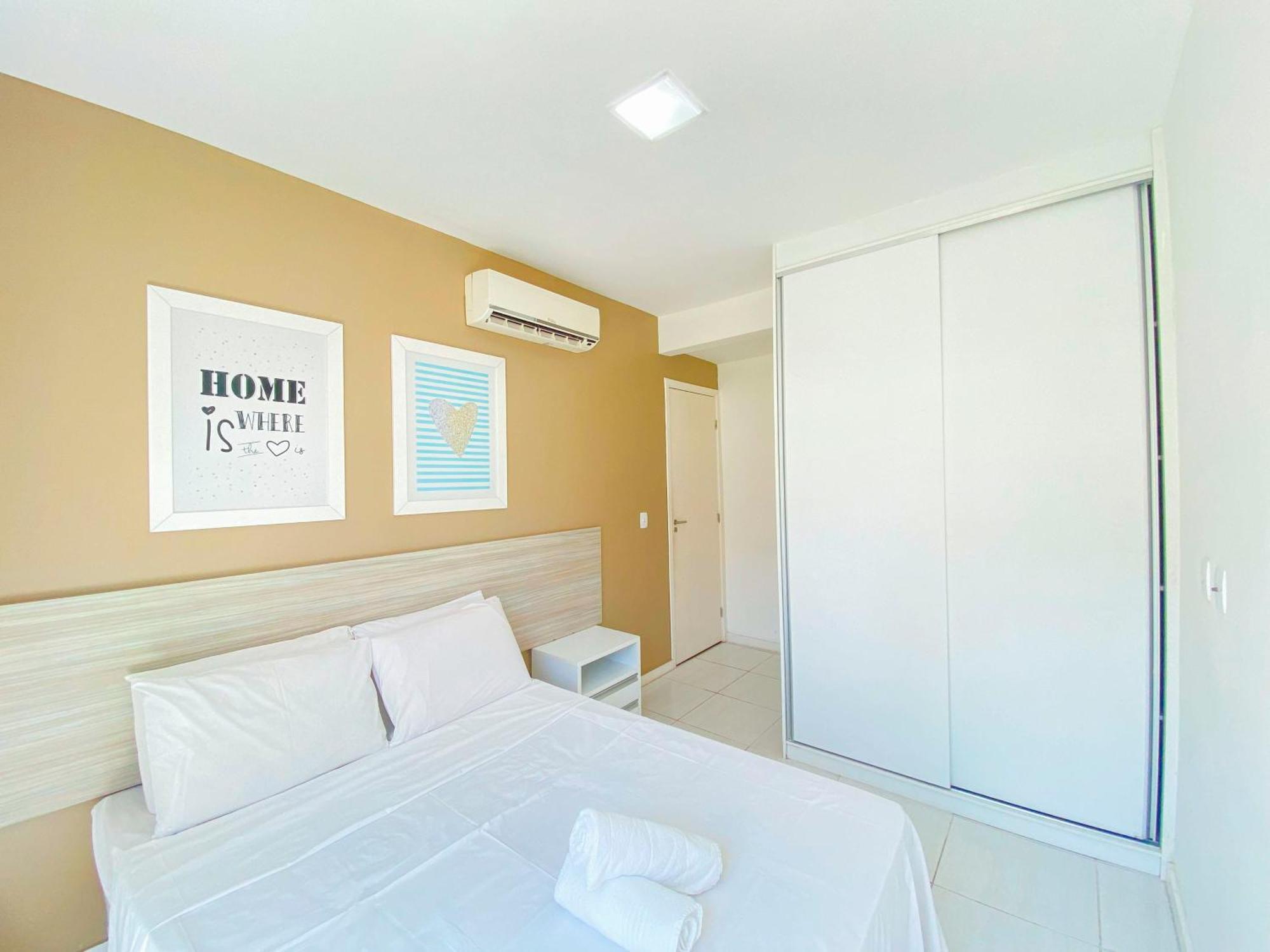 Apartamento Muro Alto Clube *